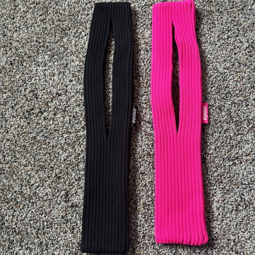MODA Hot pink and black stylish phone holder strap portable case